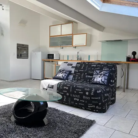 Loft Private Parking Apartamento Hyères